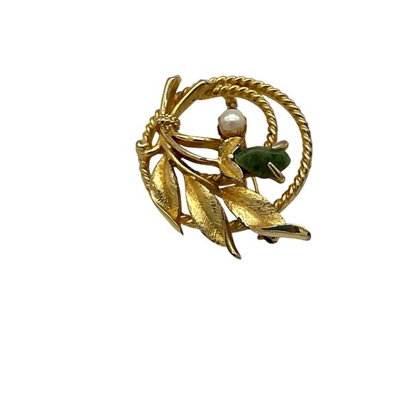 Sarah Coventry Gold Tone Floral Wreath Jade & Pearl VTG Brooch w/Safety Clasp - Picture 3 of 5